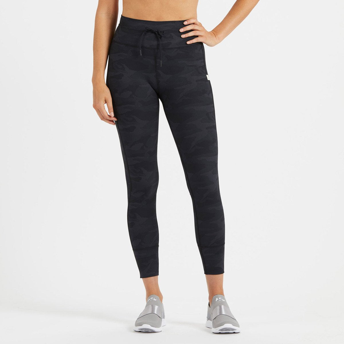 Vuori Women's Daily Legging - VW323_Black Camo