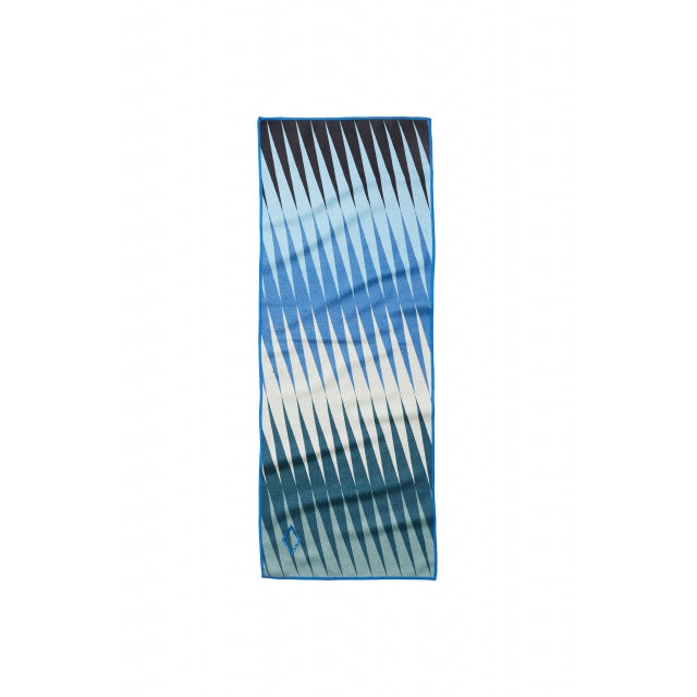 Nomadix Do Anything Towel Heat Wave Blue Green