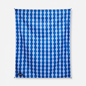 Nomadix Festival Blanket: Tie-dye Black And White Slack Tide Coastal Blue