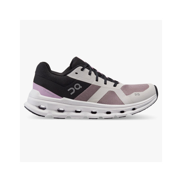 On Running Women&#39;s Cloudrunner 4 Heron | Black