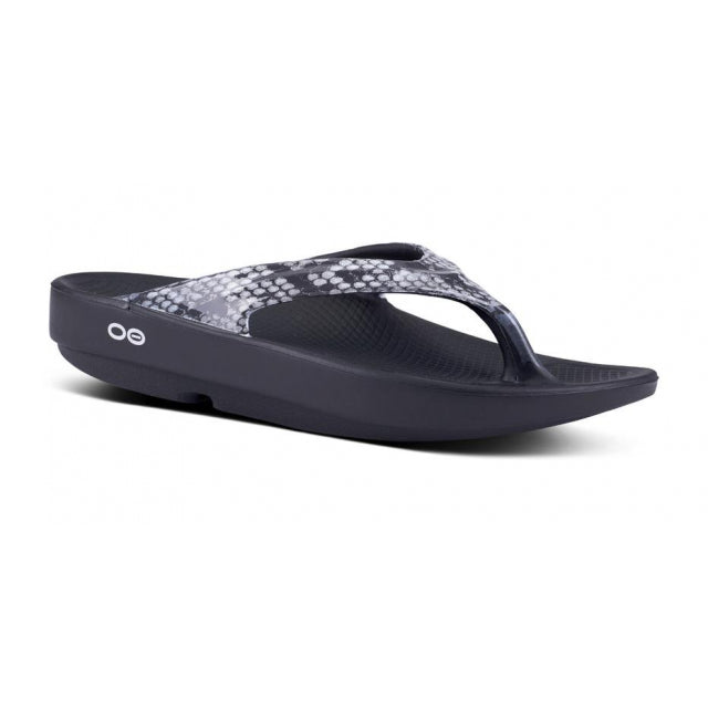 Oofos Women&#39;a Oolala Black/Snake