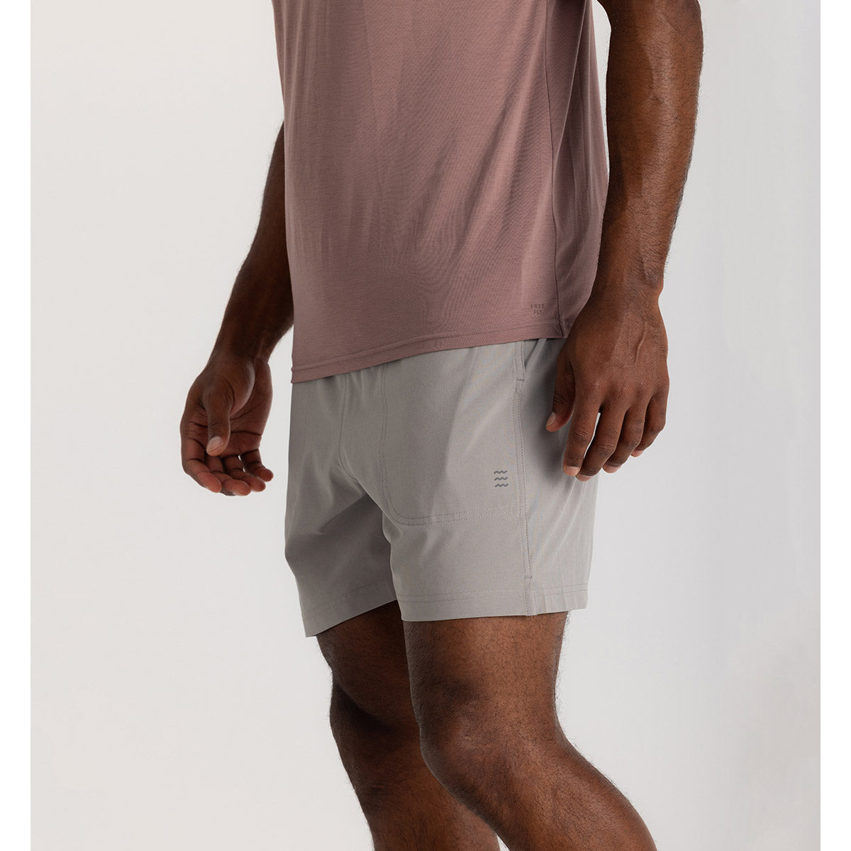 Free Fly Apparel Men&#39;s Bamboo-Lined Active Breeze Short - 5.5&quot; Cement