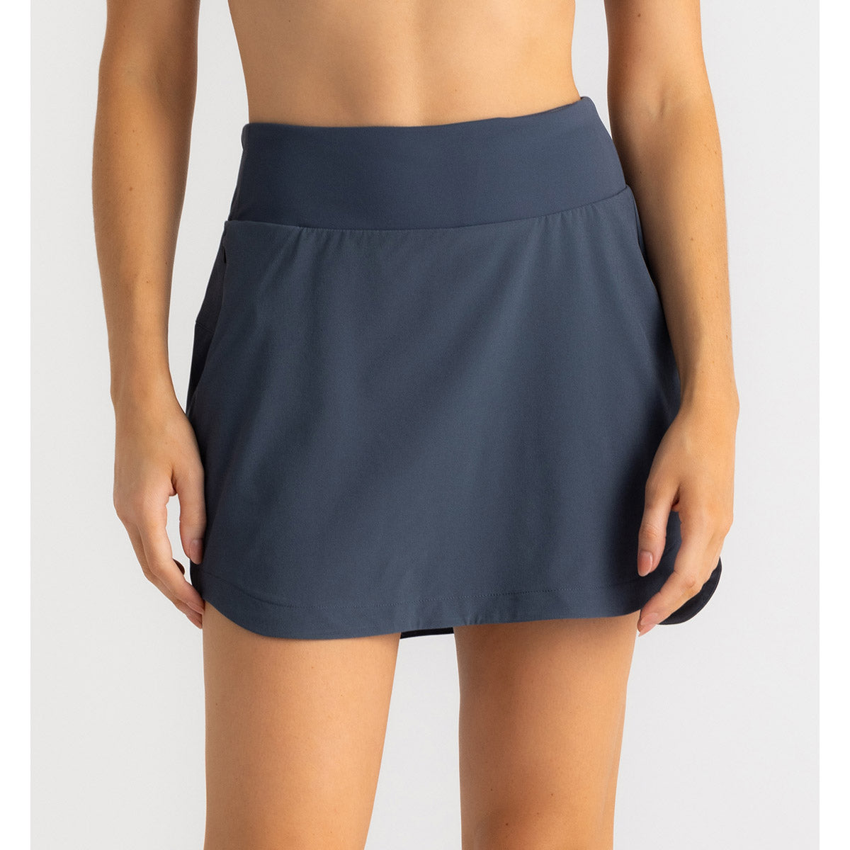 Free Fly Apparel Women&#39;s Bamboo-Lined Active Breeze Skort - Long Blue Dusk II