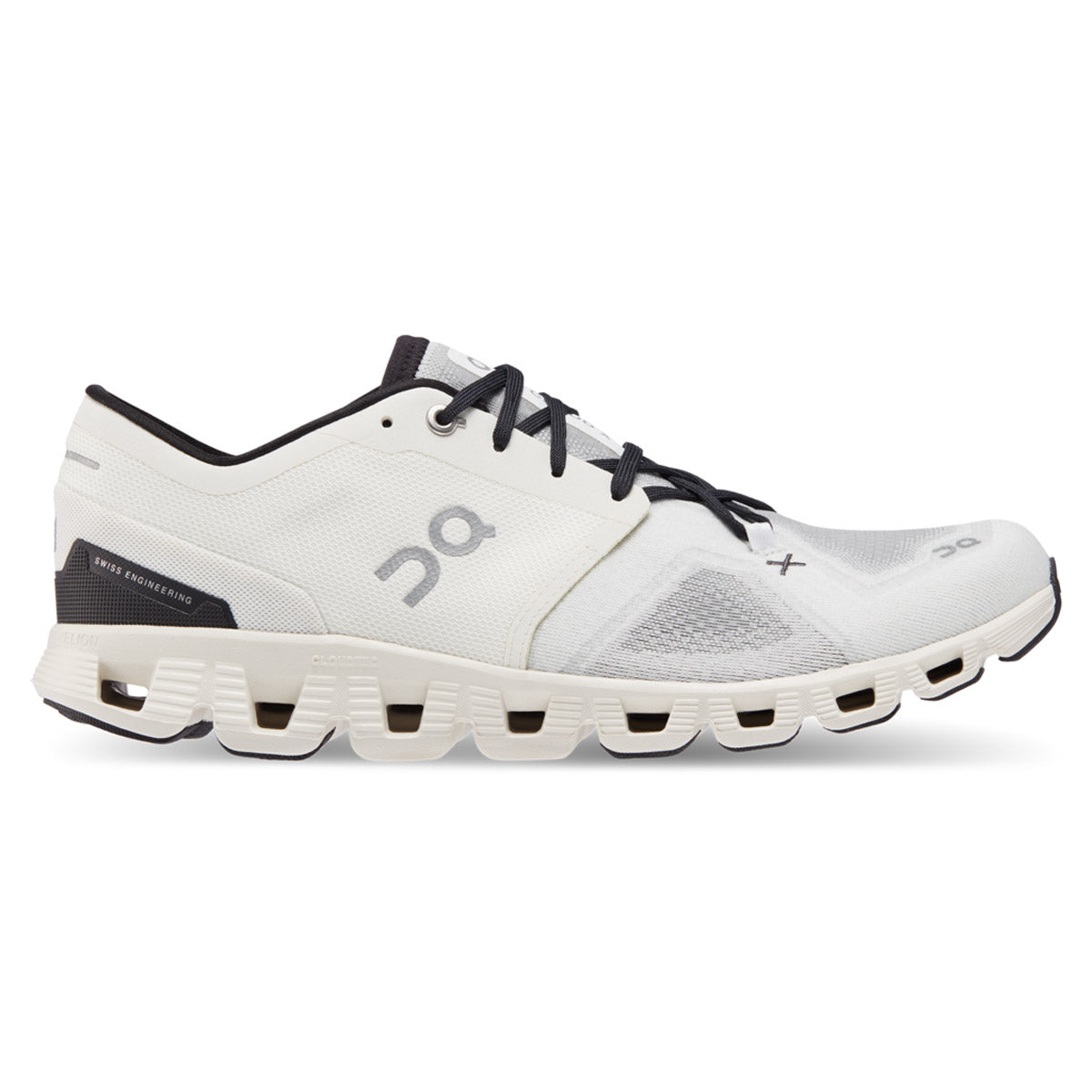 On Running Men&#39;s Cloud X 3 Ivory | Black