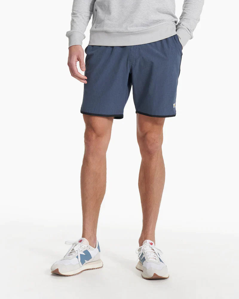 Vuori Mens Banks Short DPP Dark Pewter Plumeria