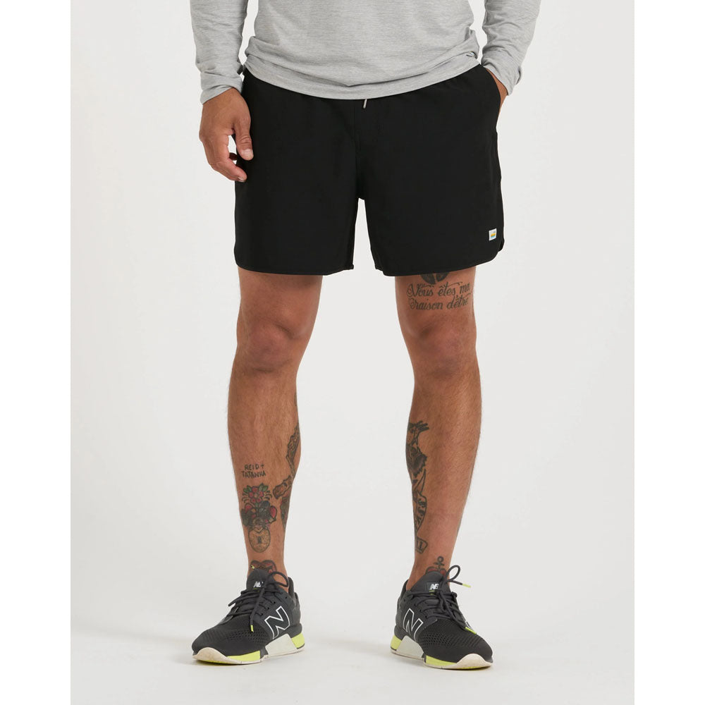 Vuori Mens Banks Short 5 Black
