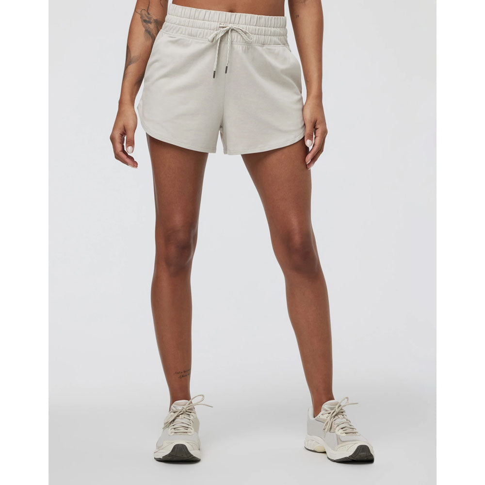Vuori W Halo Performance Short 2.0 Ecru Heather