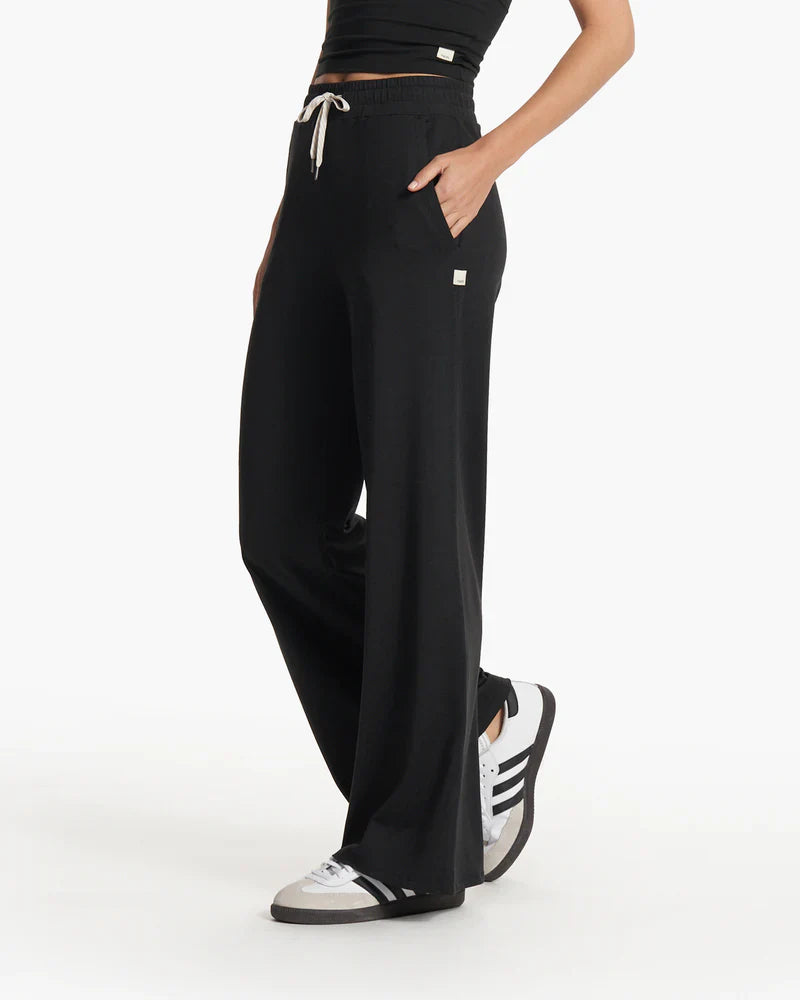 Vuori W Halo Essential Wideleg RN Raisin / S