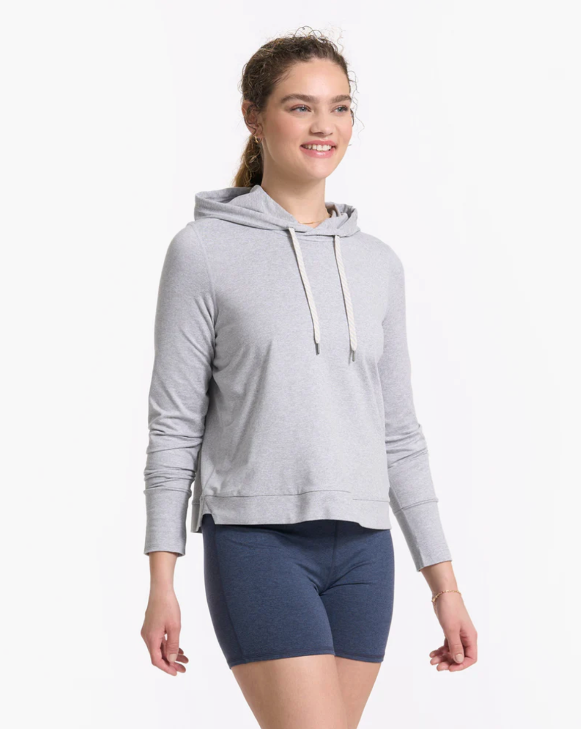 Vuori Womens Halo Essential Hoodie PHG Pale Grey Heather