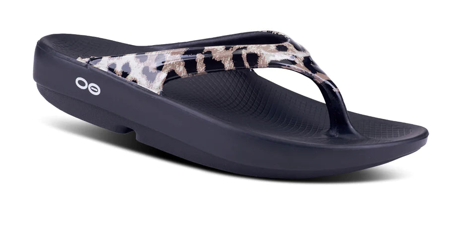Oofos Women'a Oolala Black/Cheetah
