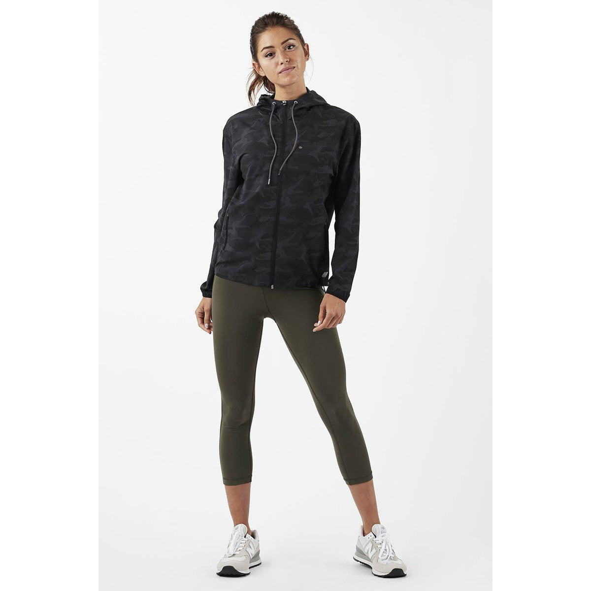 Vuori Women&#39;s Outdoor Trainer Shell Black Camo