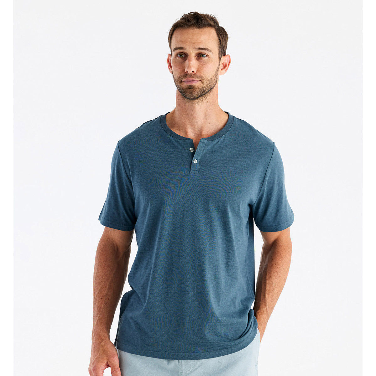 Free Fly Apparel Men&#39;s Bamboo Heritage Short Sleeve Henley Slate Blue