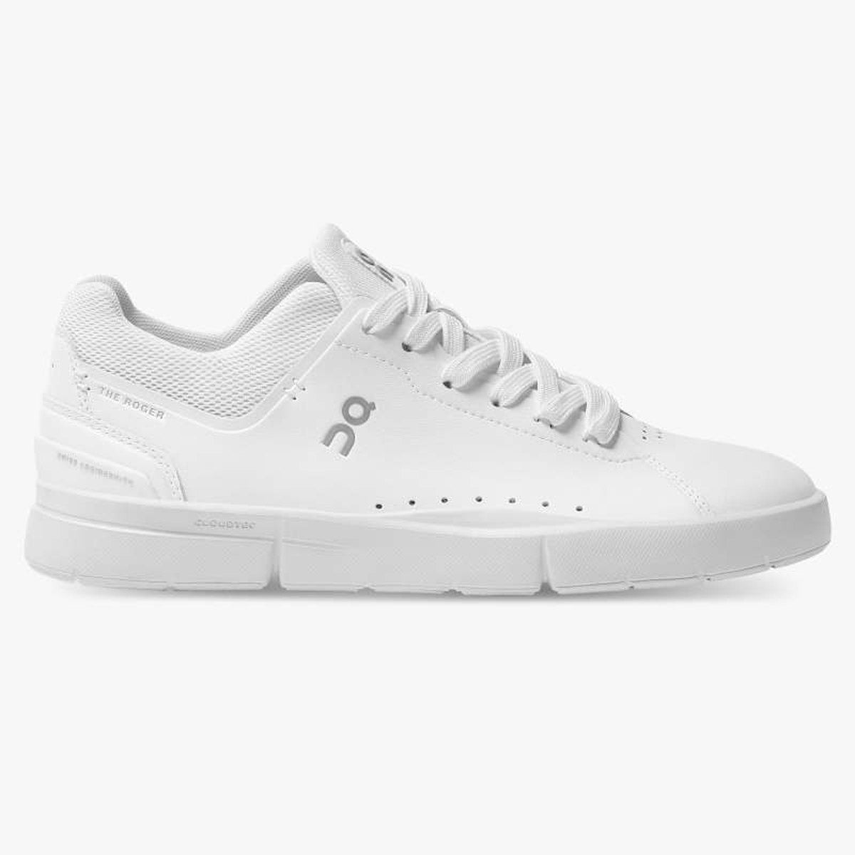 On Running Women&#39;s The Roger Advantage All White